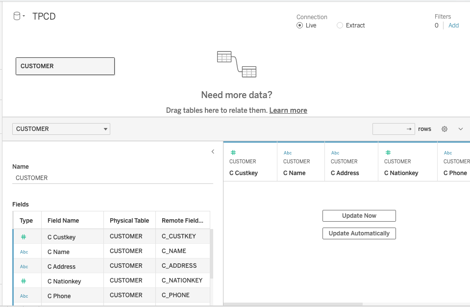 Рабочая книга Tableau с таблицей CUSTOMER, перетянутой на холст: видны заголовки столбцов, но данные отсу�тствуют